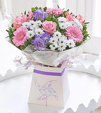 Baby Girl gift box with B