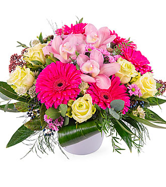 Centerpiece of Fuchsia Ge